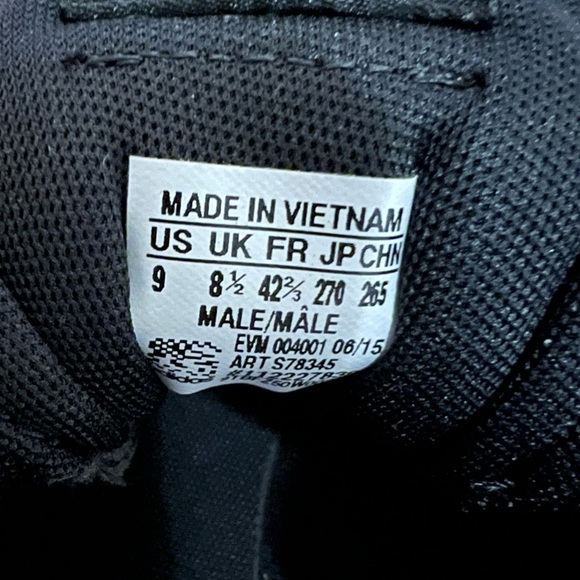 Adidas Men’s Cosmic Boost Size 9 - Picture 8 of 8